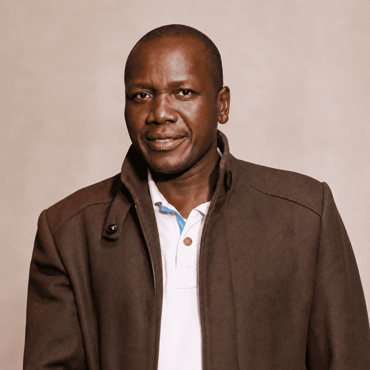 Oyo Simon Nyigiling portrait
